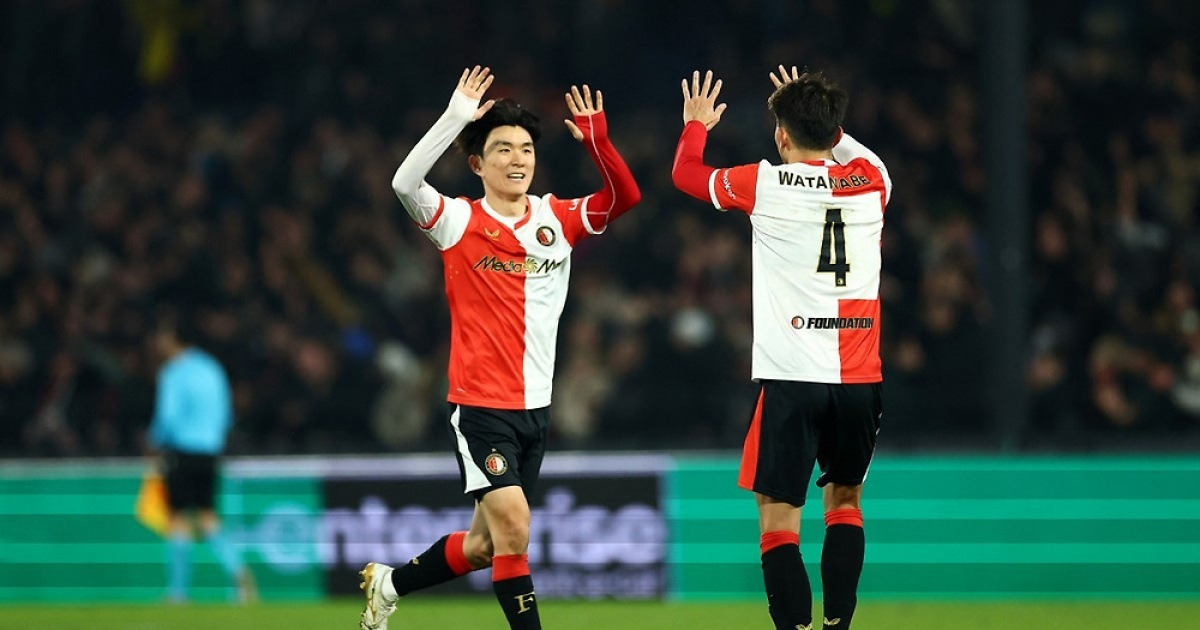 '황인범 2도움 맹활약' 페예노르트, 헤라클레스에 4-2 대승