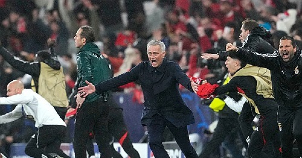 후반 추가시간 골키퍼 득점이라니… '무리뉴 매직' 벤피카, 레알 마드리드 꺾고 16강 PO행