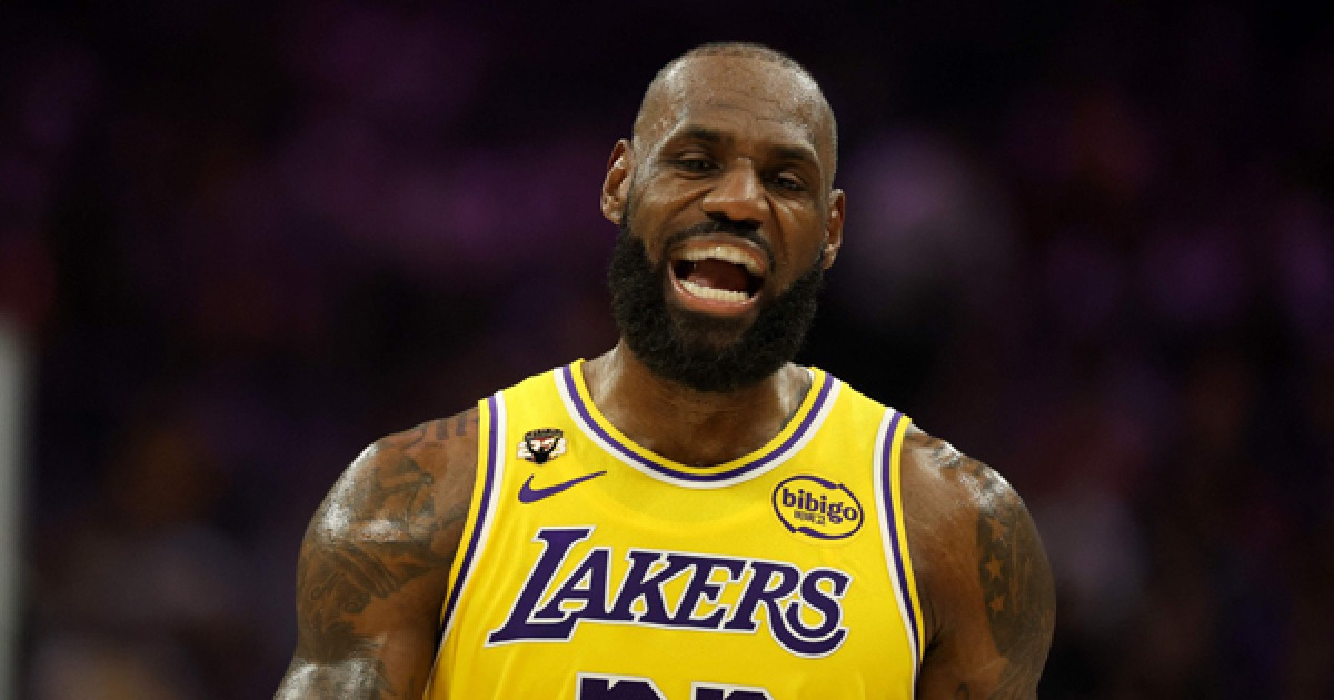 르브론 제임스, NBA 최초 역사 썼다···‘60000분 출전 대기록 달성’