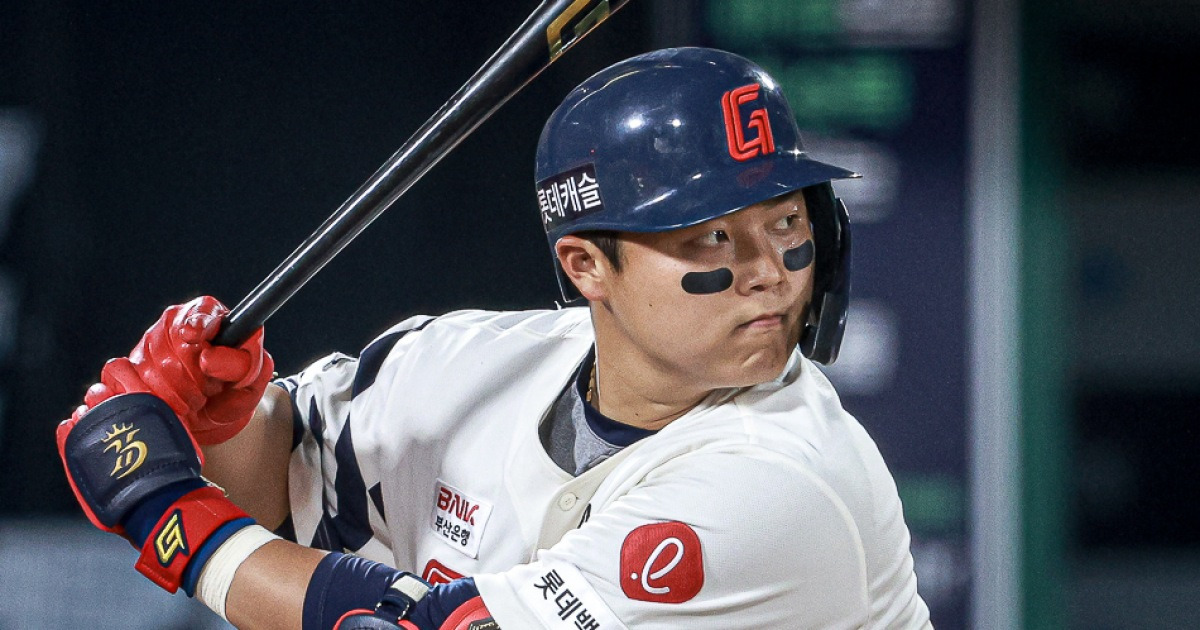 롯데 타선 공격 극대화의 조건들…한동희 30홈런, 손호영 외야 전향, 톱타자 황성빈