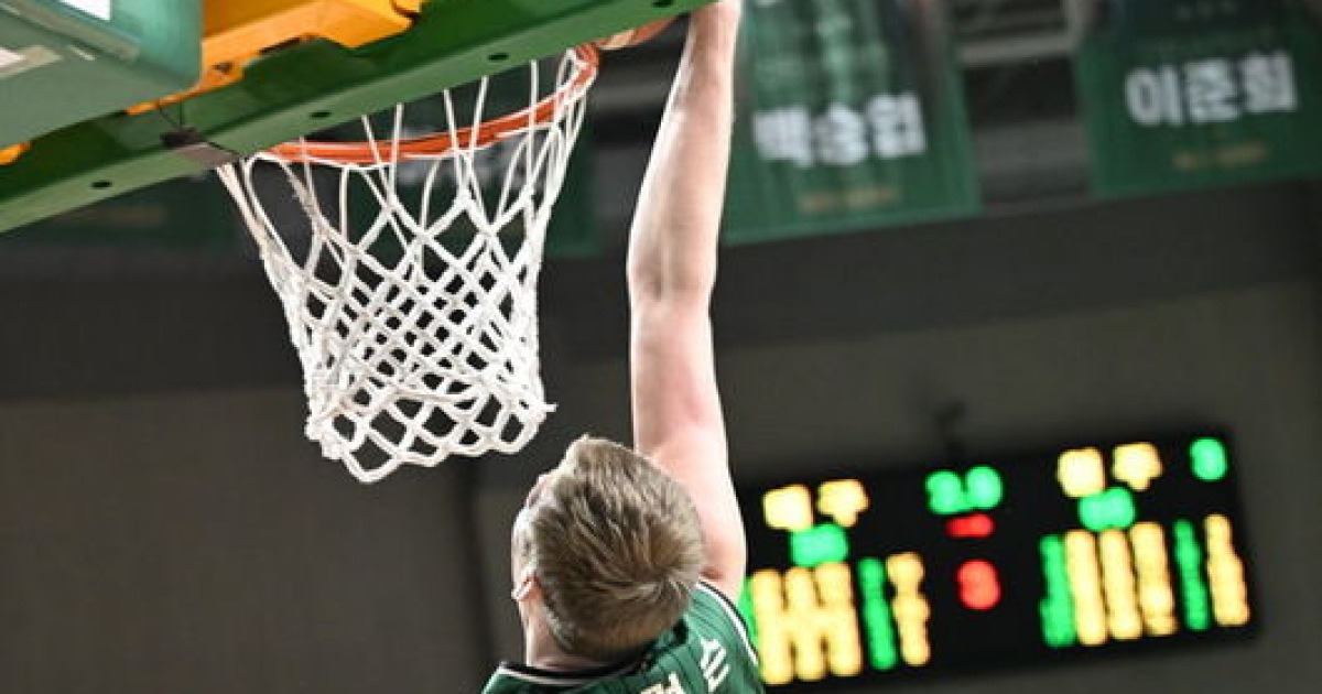 '커리어 하이'엘런슨 40점! DB, 가스공사와 극한 혈투 끝 공동 2위 도약