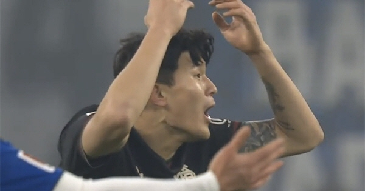 공만 건드렸잖아요 시즌 첫 경고가 너무 억울한 김민재…옆에 있던 케인 내 인생 최악의 심판 분노