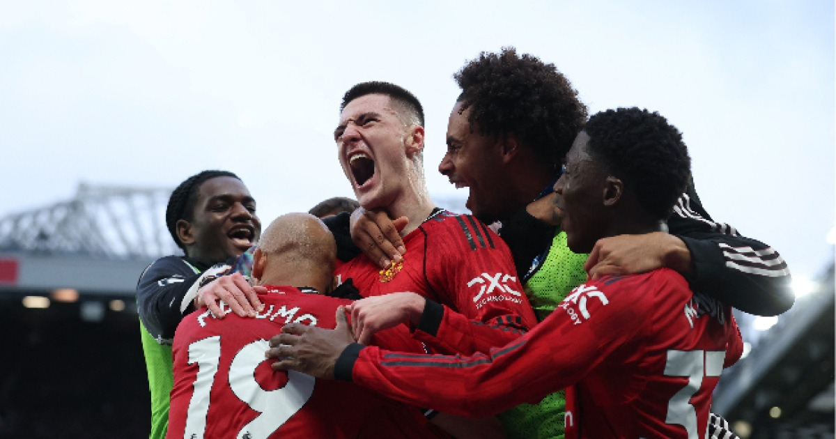 ‘90+1분 동점골 실점 → 90+4분 결승골’ 캐릭 부임 후 승승승, 꿈의 극장 개봉한 맨유…풀럼전 3-2 승, 리그 7경기 승무무무승승승