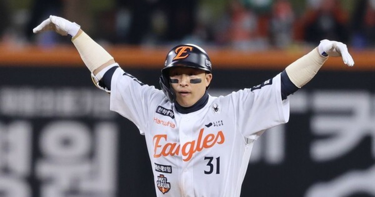 'MLB 손아섭'은 176억에 사인, 그럼 한화는? 오키나와 출국은 19일, 그 전에 '극적 합의' 가능할까