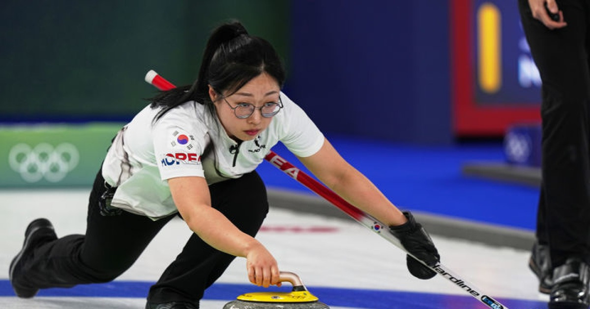 컬링 믹스더블 김선영·정영석, '디펜딩 챔프' 이탈리아에 밀려 연패[2026 동계올림픽]
