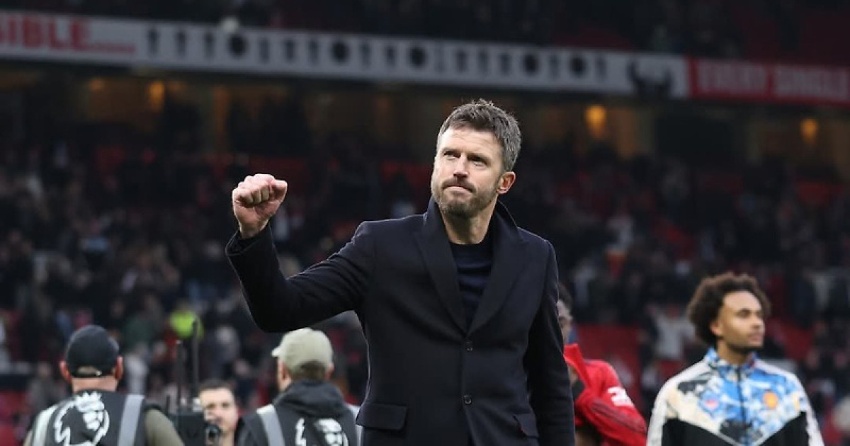 ‘캐릭 홀릭’ 푹 젖어든 올드 트래포드…그런데 맨유 수뇌부의 고민이 늘었다고? 이 지독한 아이러니를 어찌하오리까?