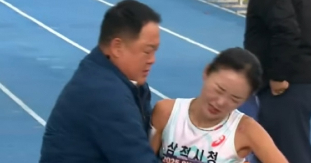 '女 선수 신체 접촉 논란' 김완기 전 감독 판결 뒤집혔다, 재심서 자격정지 취소→견책 처분