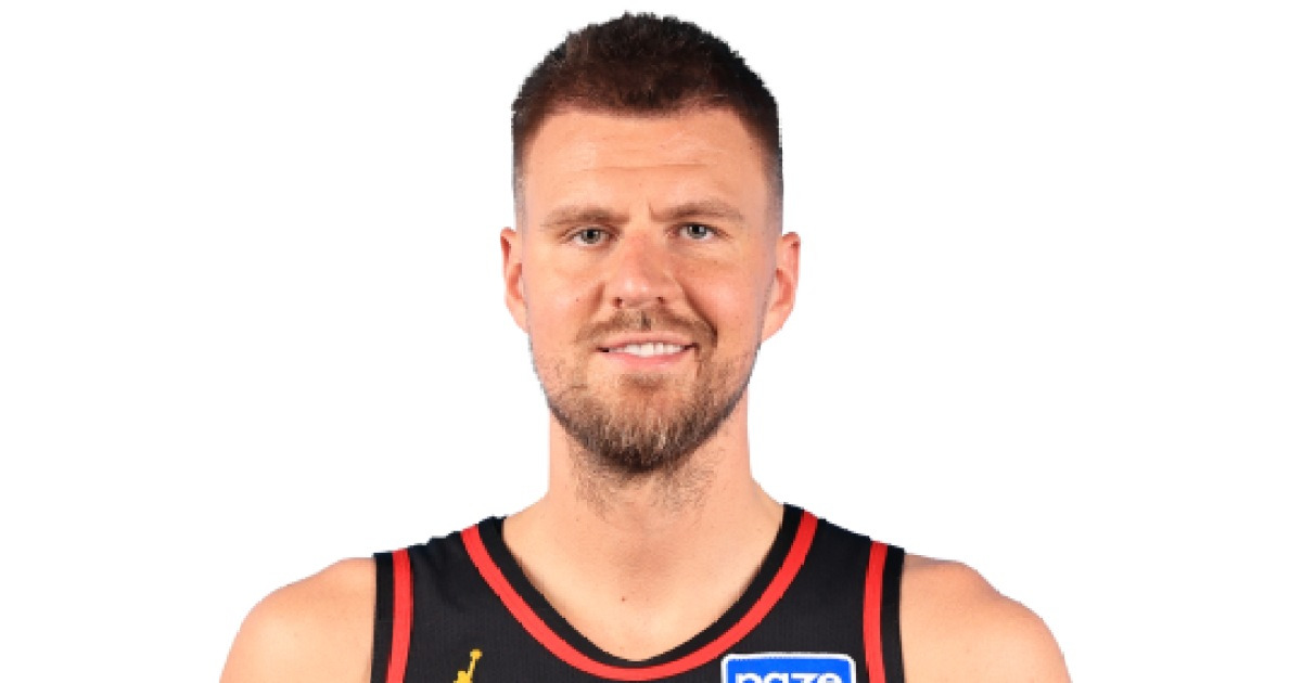 [NBA Trade] 골든스테이트, 쿠밍가와 힐드로 포르징기스 영입