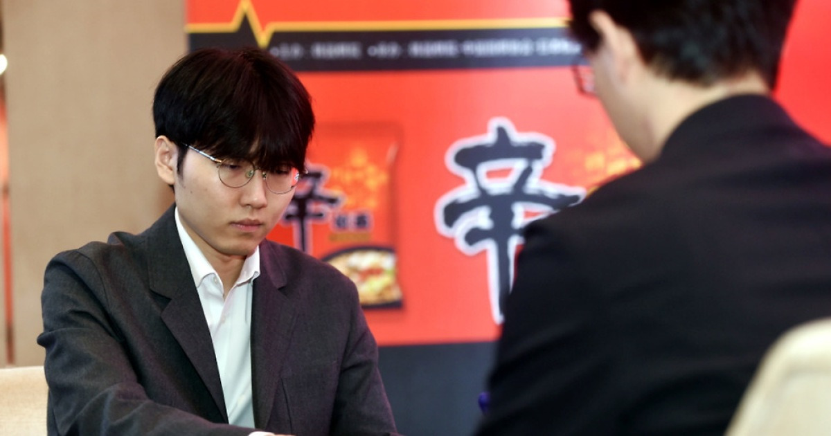 총상금 100억원 신진서, 日 이치리키에 짜릿한 역전승… 韓 농심배 6연패