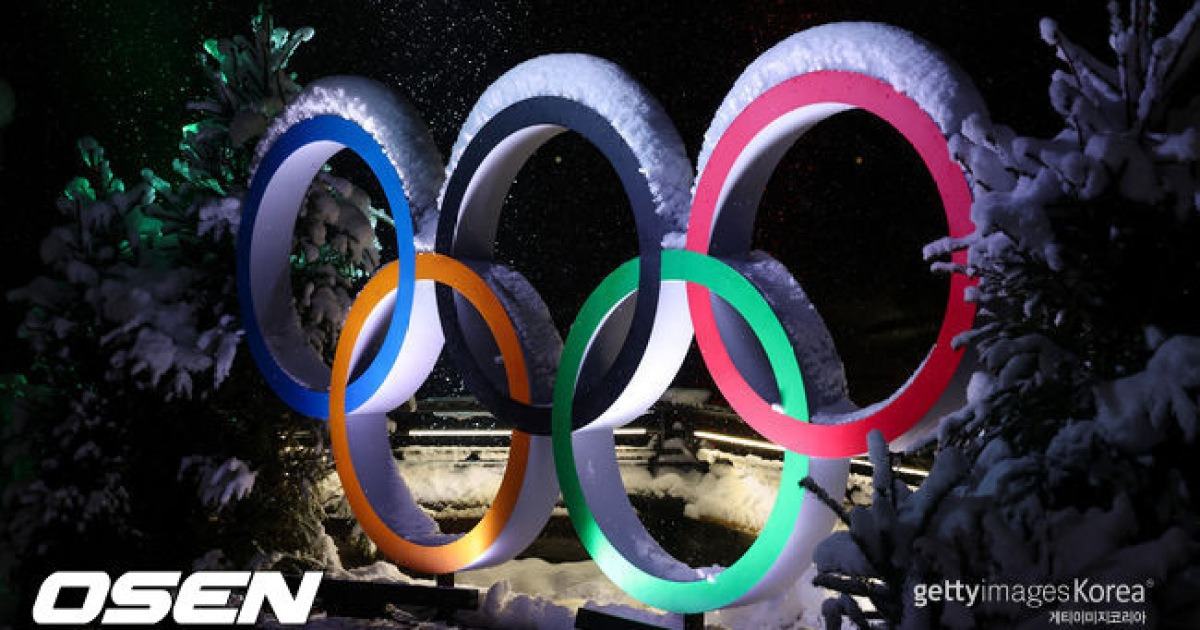 악몽 같은 출발 올림픽 수준이 왜 이래? 韓 선수단 첫 경기, 10분도 안 돼서 '황당 정전'...이탈리아 정신 차려라