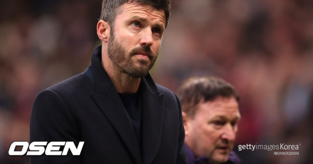 재계약 하지마 맨유, '트레블 명장' PSG 감독과 비밀 회동서 설득 '캐릭 매직 무소용'