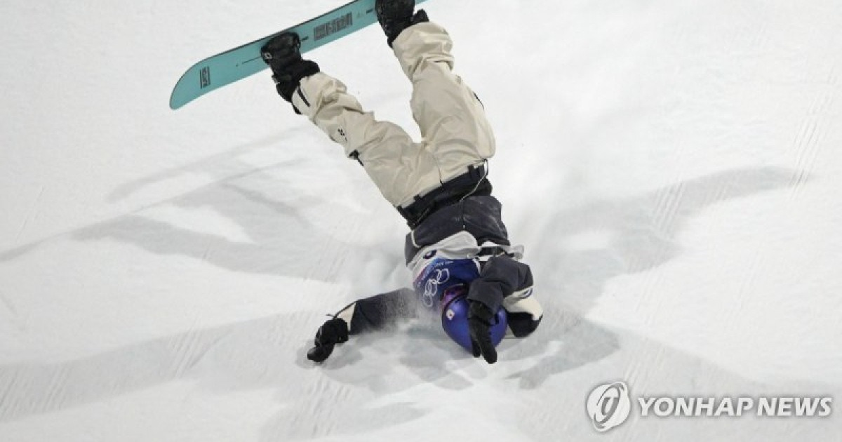 "일본 금메달? 지루해서 못 보겠네"... NBC 해설위원, 마이크 켜진 줄 모르고 '입방정'