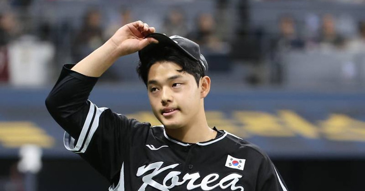 '이게 무슨 일이야' 문동주-최재훈 동반 낙마, '최정예' WBC 대표팀 '울상'