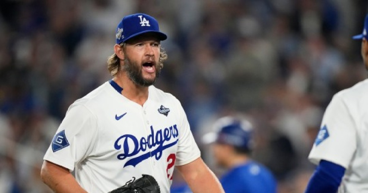 '다저스 레전드' 커쇼, 2026시즌 해설위원 데뷔...WBC 출전 후 마이크 잡는다