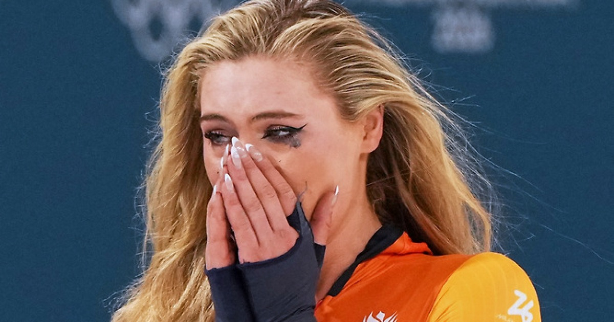 '눈물로 화장 번졌다' 전용기+개막식 불참+디바 논란 '유튜버 복서의 연인' 레이르담, 폴 응원 속 올림픽 신기록 '금메달'...실력만큼은 '진짜'