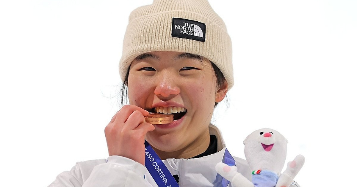 팔다리 부러져도 멈추지 않았다…18세 유승은, 빅에어 새 역사 쓰다