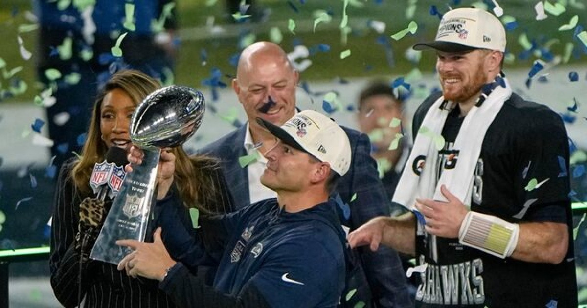 11년 별렀다… NFL 시애틀, 뉴잉글랜드 꺾고 슈퍼볼 우승