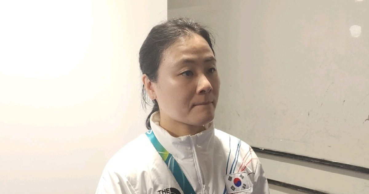 "김길리 피 철철, 팔 많이 까졌다" 김민정 코치, 혼성 계주 충돌 장면에 아쉬움 가득…소청에도 번복 NO [밀라노 현장]