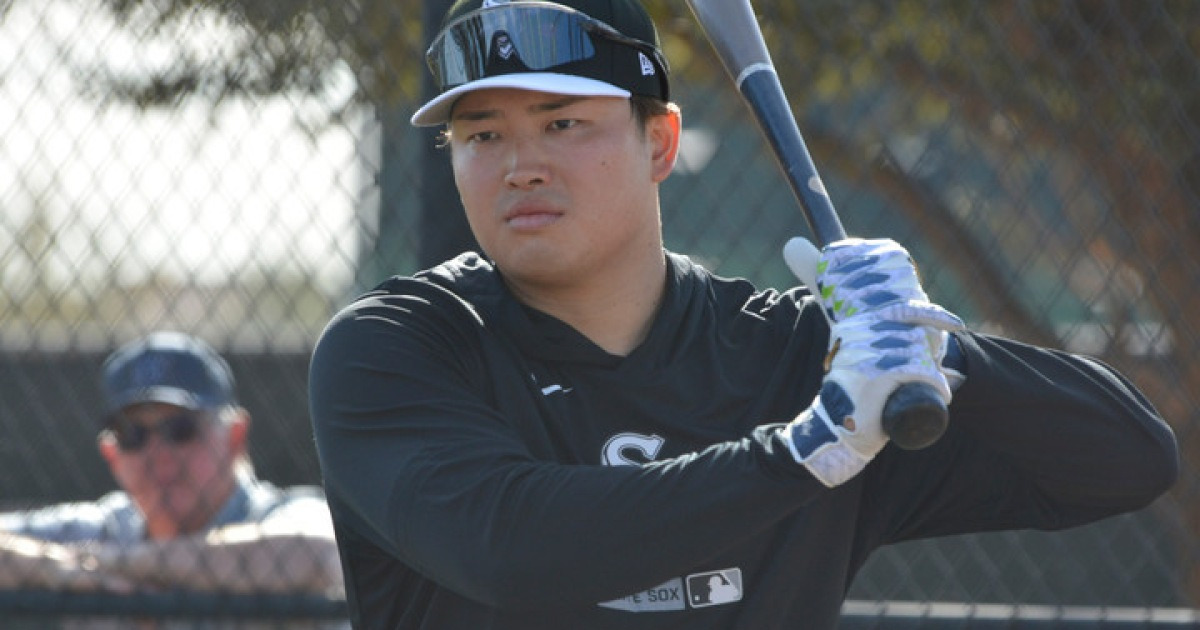 일본산 '거포' 무라카미, "인터뷰는 16일부터"…스프링캠프서 운동 시작 [단독]