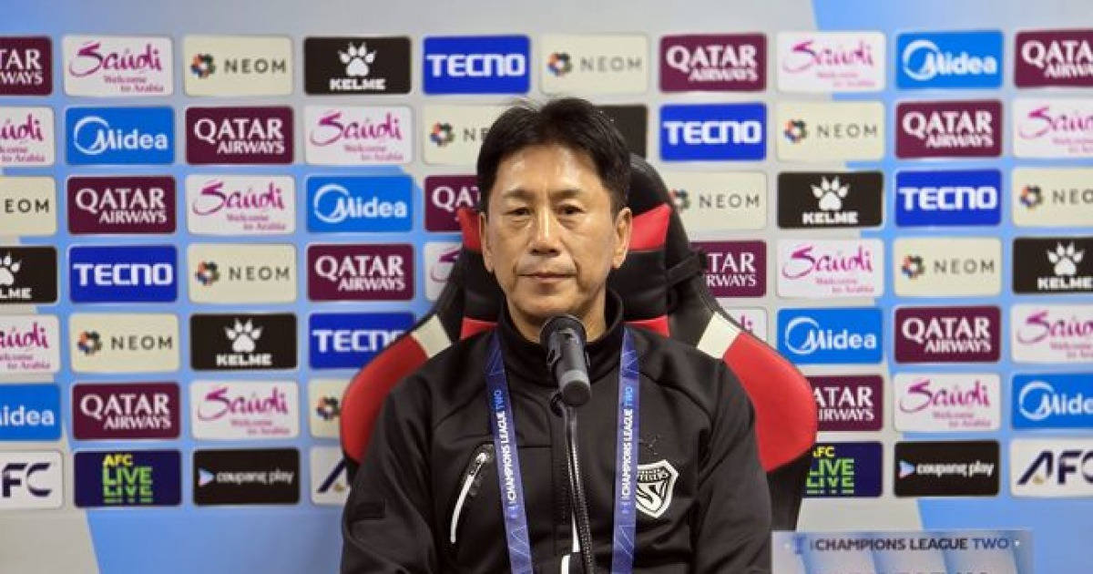 '상대는 감바 오사카' 포항의 2026년 첫 경기...박태하 감독, "준비한 플랜 경기장에서 보여줄 것"