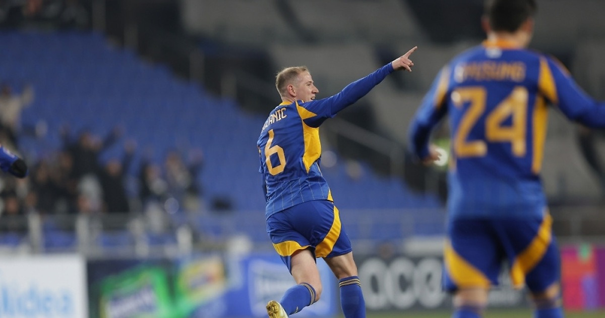 '빛바랜' 보야니치 중거리 골…'김현석호' 울산, '후반 추가시간 결승골' 멜버른 시티에 1-2 패→ACLE 9위 추락 [현장리뷰]