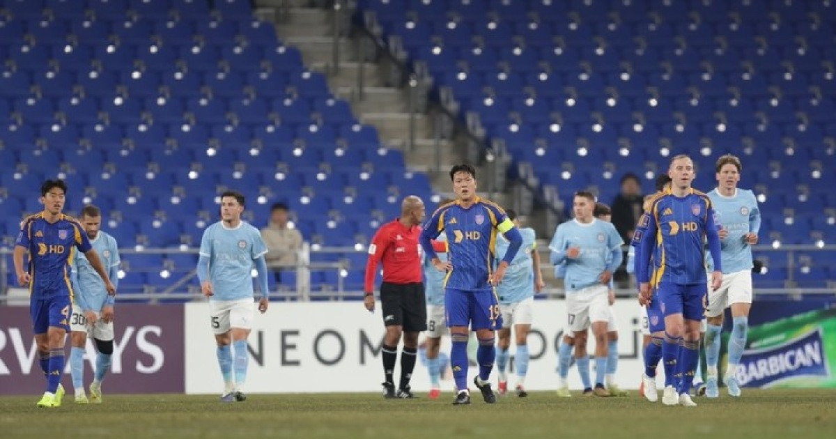 '김현석 감독 체제' 울산, 멜버른에 1-2 패→16강 진출 빨간불...강원은 상하이와 0-0 무