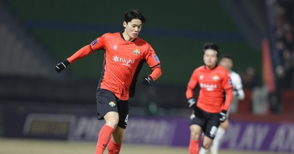 중국 챔피언도 쩔쩔매는 빌드업+짜임새는 확실히 업그레이드, 결국 ‘골’이다…강원, 올시즌 성공 열쇠는 ‘마무리’[SS현장]