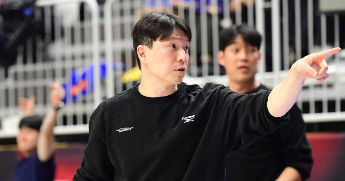 "감정팔이 하고 싶지 않다" 지각 논란 김효범 감독, 제재금 300만원