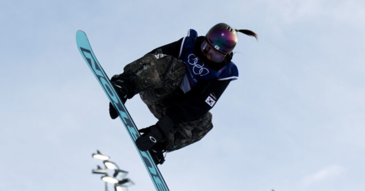 '메달 기대주' 최가온 여자 하프파이프 6위로 결선 진출→클로이 김은 1위로 통과…남자 하프파이프 이채운은 9위로 결선행 [MD밀라노]