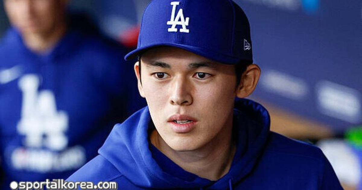 마무리로 일냈던 日 괴물 투수 사사키, "투심과 커터 장착 중"→선발 투수로도 성공할까?