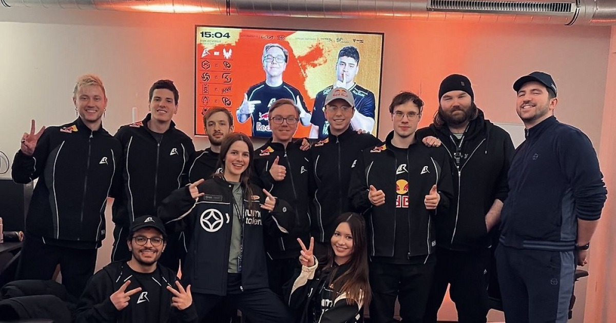 '레클레스' 속한 LR, 해체 선언 '여정은 여기서 끝'