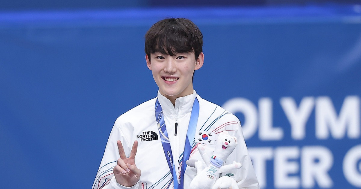 아쉽게 출발했지만…역시 쇼트트랙, 빠른 메달로 분위기 바꿨다[올림픽]