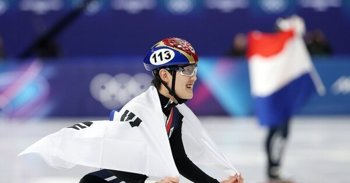 '최민정-김길리-황대헌' 모두 떨어졌지만… '18세' 임종언, 韓 쇼트트랙 자존심 지켰다