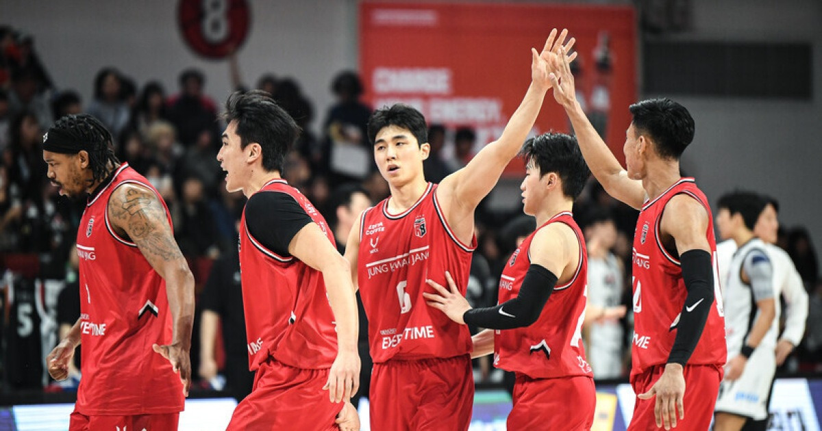 김경원이 쏘아올린 단독 2위! 정관장, KT 상대로 접전 끝에 승리