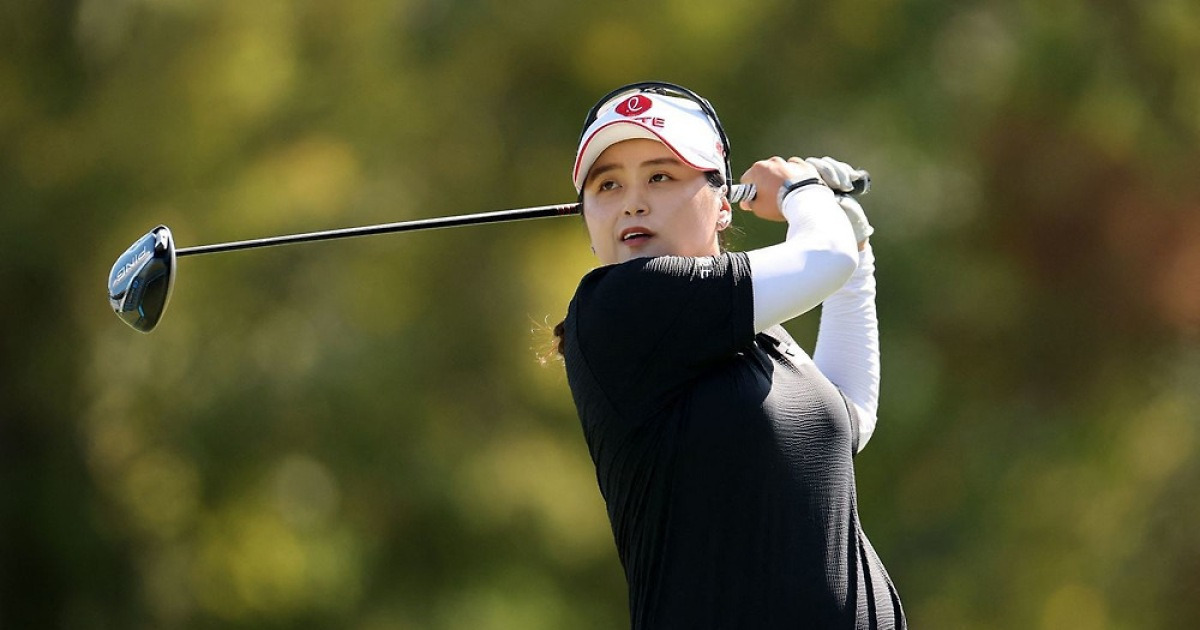 3R까지 선두 달렸는데…최혜진, LET 개막전 아쉬운 공동 4위