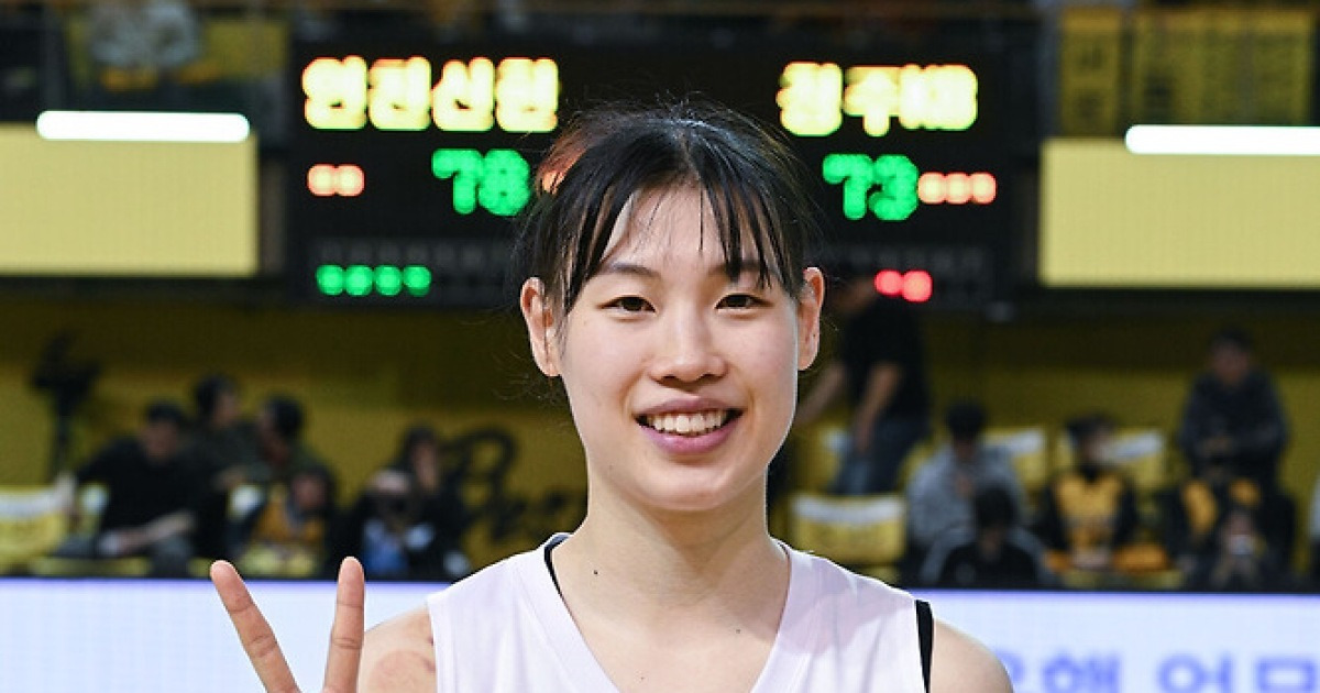 ‘커리어 하이' 인생 경기 펼친 홍유순 "많은 토킹과 소리지르며 올린 분위기 덕분"