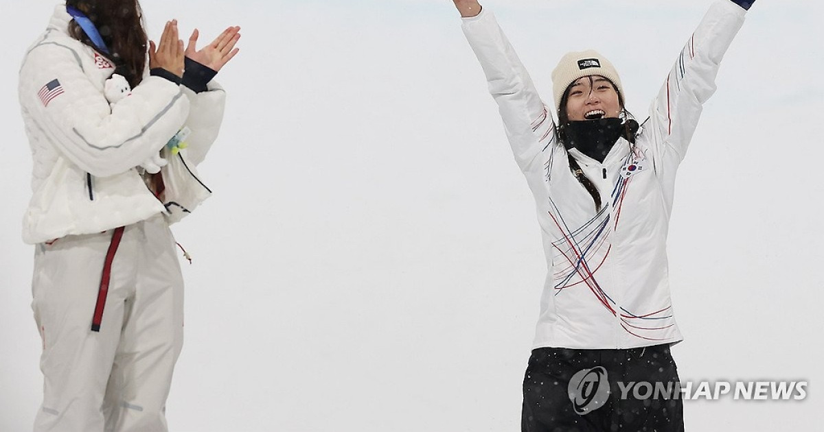 [올림픽] 미국 언론 "최가온 우승에 작은 논쟁…판정 두고 시각차"