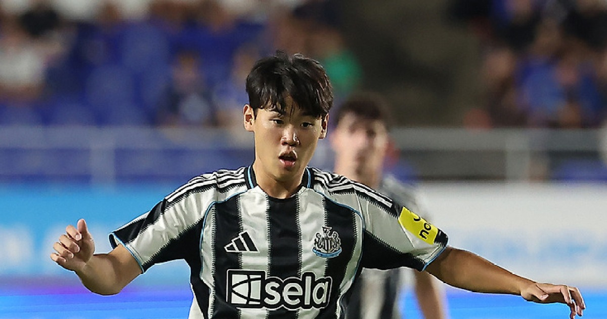 뉴캐슬 박승수, FA컵 32강 벤치 대기했지만…1군 데뷔 무산