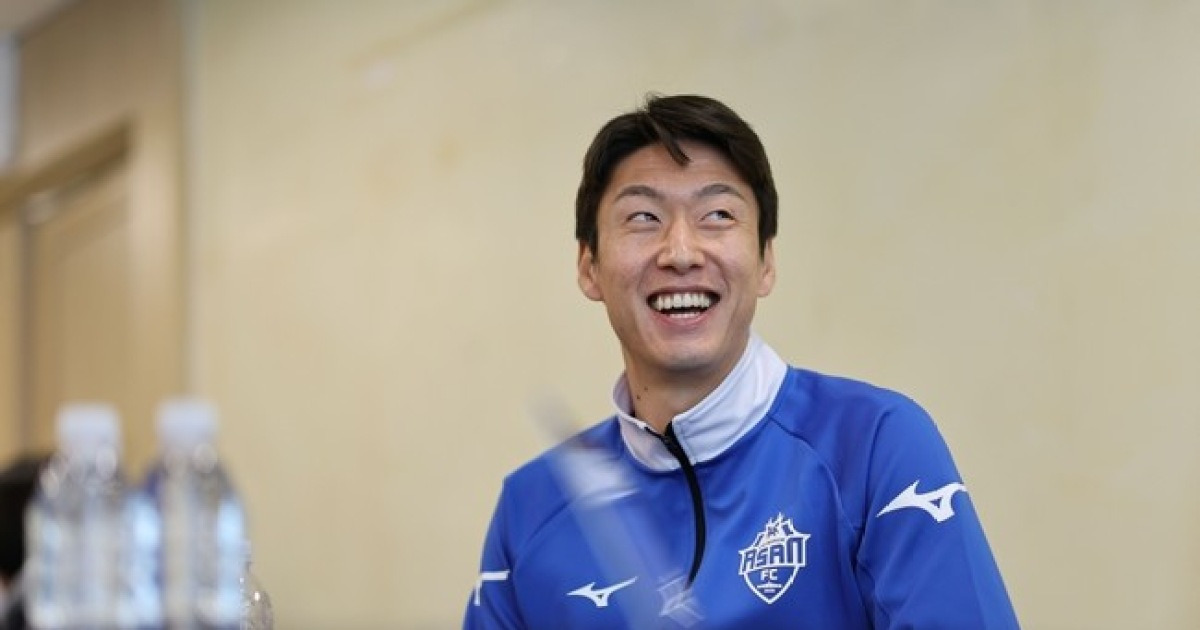 [오피셜] 광주-포항-충남아산서 뛴 송승민, 은퇴 선언! 충남아산 U-15 팀 코치로..."좋은 제안 줘 흔쾌히 결정"