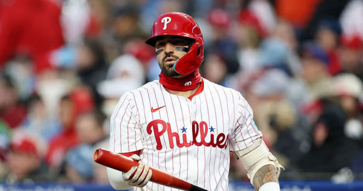 ‘감독에게 항명→방출’ 구설수 오른 1445억 베테랑, 송성문과 한솥밥 먹는다…SD, 최저연봉 영입