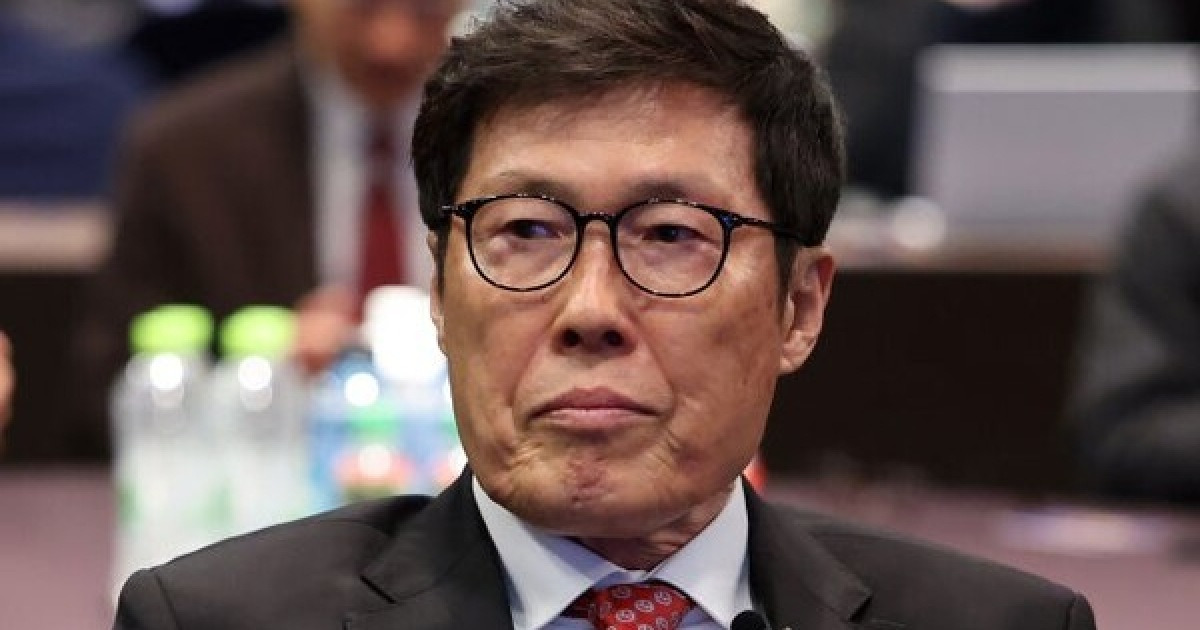 '레전드' 차범근 안타까운 근황, 직접 밝혀...38년 바친 축구 교실 흔들 "서울시서 6세 미만 회비 3만 원으로 규정, 적자 폭 줄이고자, 축소 운영"