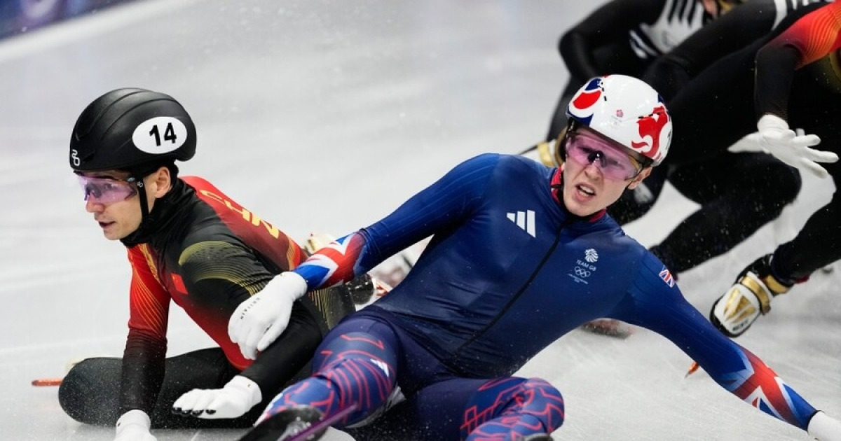 "중국 선수가 넘어뜨렸다"vs"중국 팀 진짜 재수 없다"...1500m 결승서 벌어진 영-중 전쟁