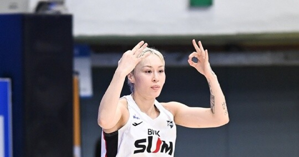 [BK 리뷰] ‘안혜지 버저비터’ BNK, 신한은행 격파 … 우리은행과 공동 4위