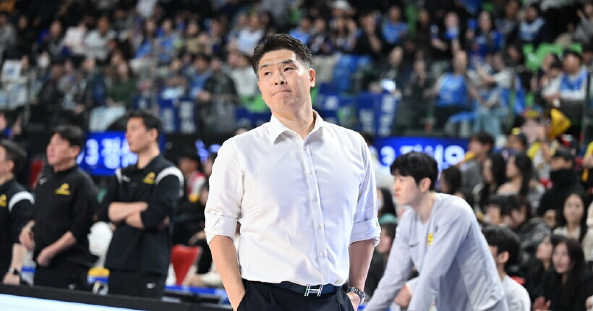 [웜업터뷰] 조상현 감독 "남은 2경기 잘 버텨야...", 손창환 감독 "1위가 이기고, 7위가 지는 뻔한 경기 하지 말자"