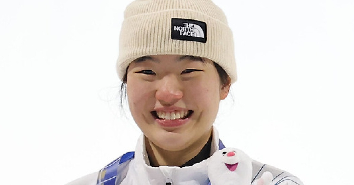 최가온 이어 韓 여고생 또 새 역사 쓴다...스노보드 유승은, 올림픽 멀티 메달리스트 될까, 슬로프스타일 예선 3위 통과