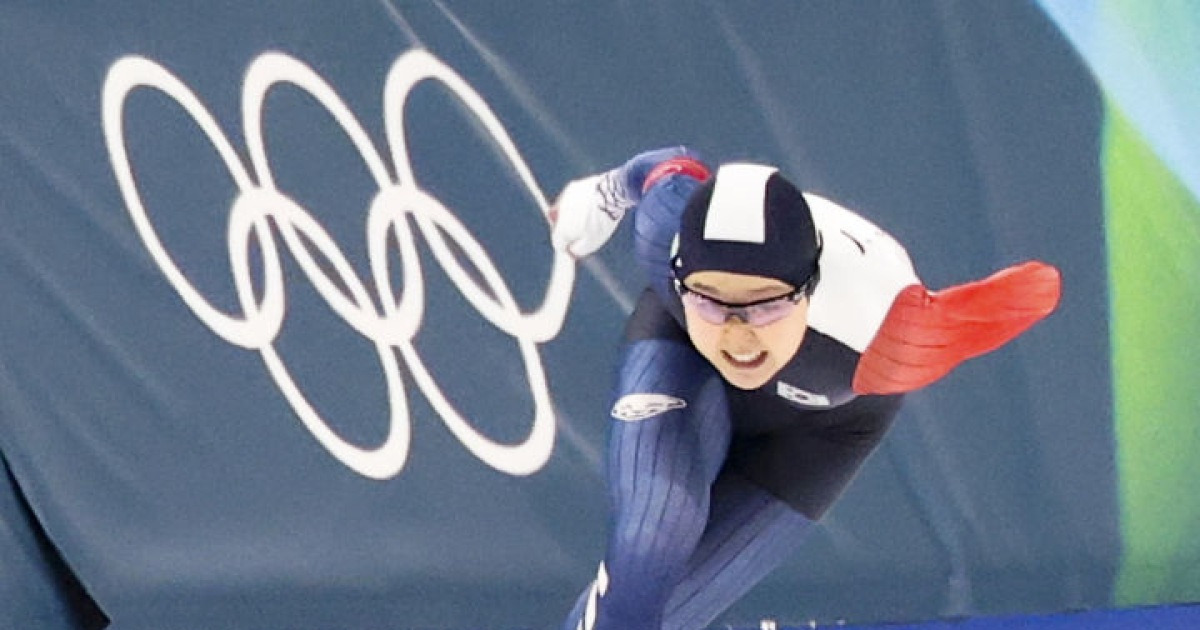 아 김민선, 여자 500m '38초01'... 개인 최고 기록에 1초나 느렸다 '메달 무산' [밀라노 현장]