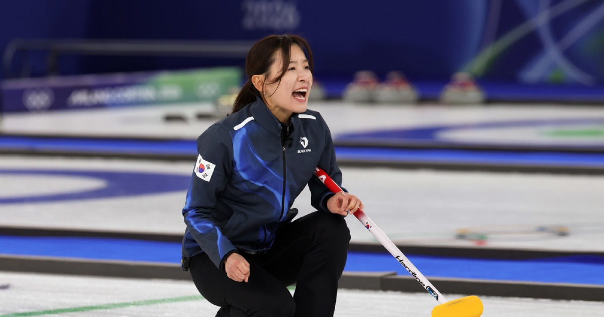 女 컬링, 중국에 10-9 극적인 역전승..예선 4승 2패로 공동 2위 상승