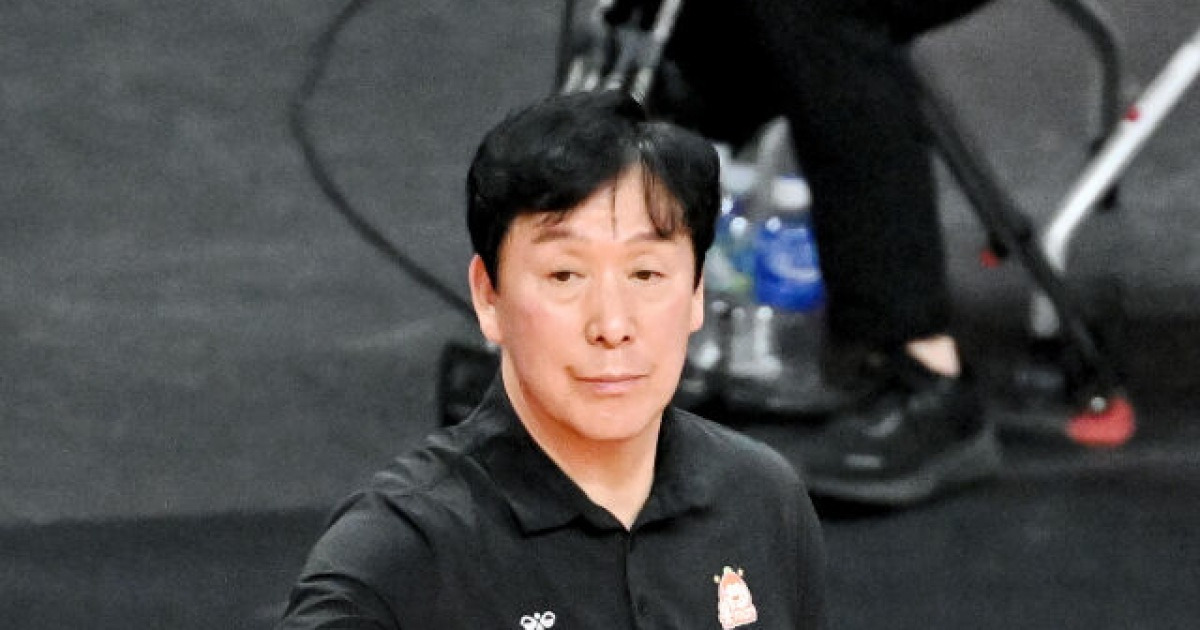 대한항공전 '2연승', 이번엔 '에이스' 정지석 막아야 한다...'3위 탈환 목표' 신영철 감독 "서브-블로킹 오더 싸움으로 대응" [MD인천]