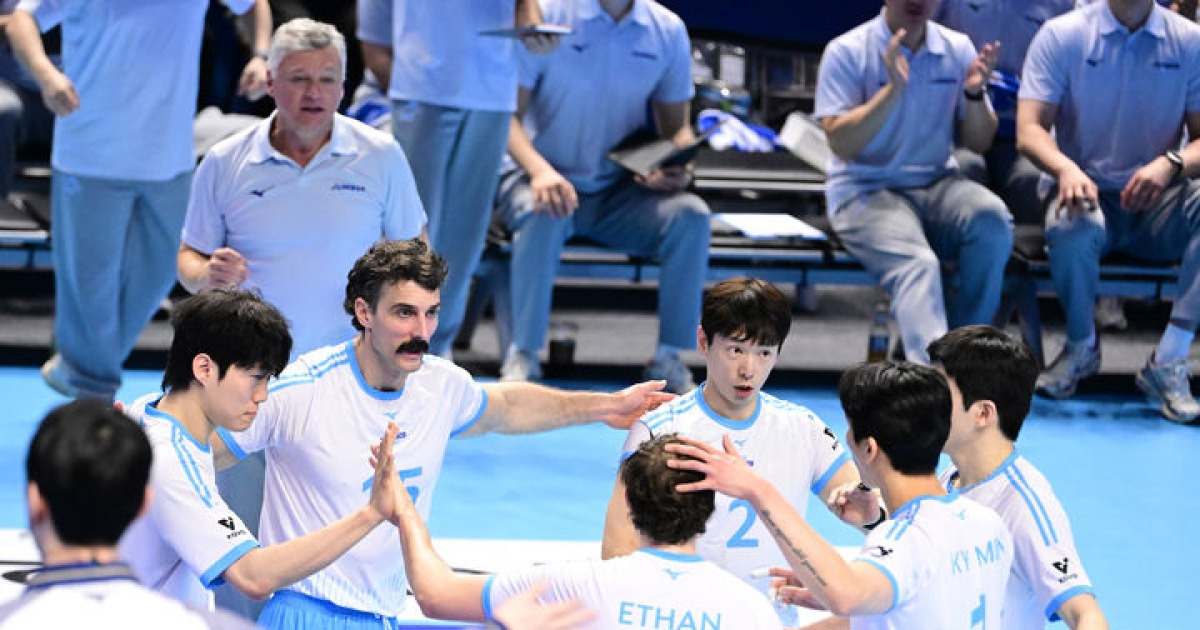 대한항공, OK저축 꺾고 선두 추격…페퍼, 창단 첫 탈꼴찌 확정(종합)