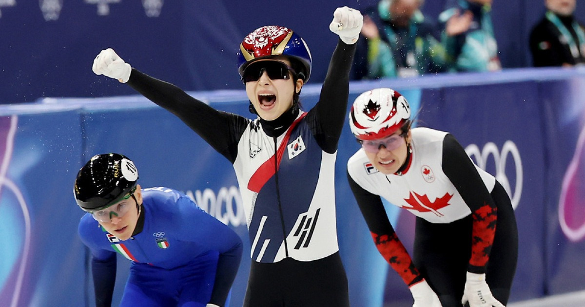 “우리나라는 왜 처음부터 치고 나가지 않나요?” 女 쇼트트랙 대표팀이 금메달로 답했다